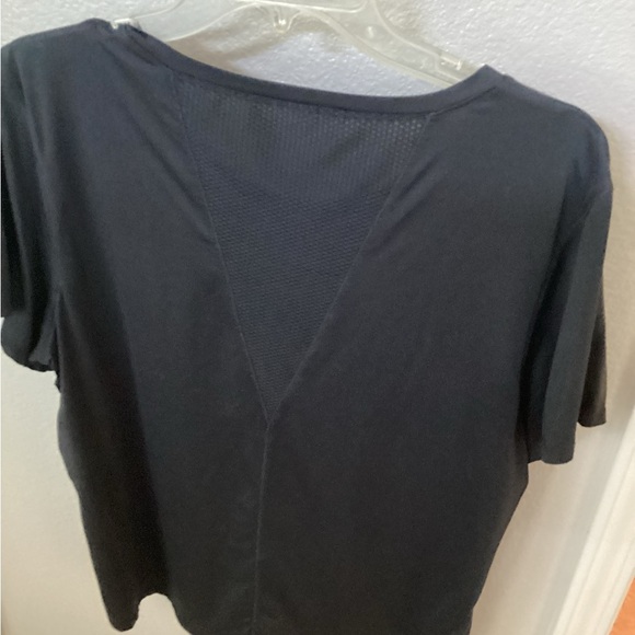 Classic Black Women's Top - Picture 2 of 2